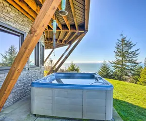 Photo 5 - Stunning 360 Ocean Views, Near Redwoods NP!