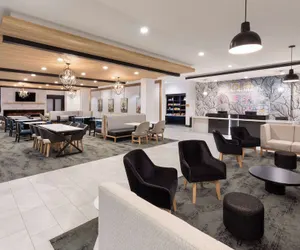 Photo 5 - La Quinta Inn & Suites by Wyndham Austin Parmer/Tech Ridge
