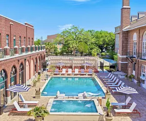 Photo 2 - Bywater Suite Hotel