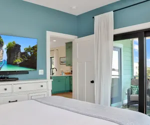 Photo 5 - Emerald Palms 3