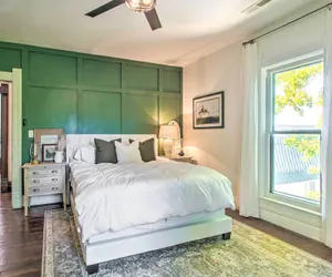 Photo 2 - Beautifully Restored Farmhouse in Marshall!