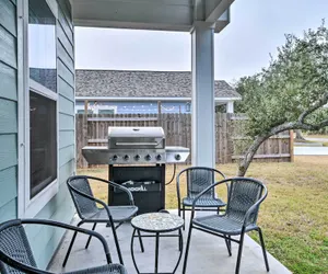 Photo 5 - Holiday Beach Vacation Rental w/ Fire Pit!