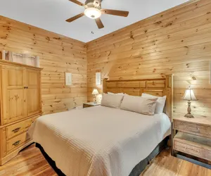 Photo 5 - Heavenly Views - Amazing Mountain Views 8 Bedroom Cabin by Heavenly Views Resort