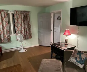 Photo 2 - Boat House Ground Floor #2 - 1 Br Waterfront, Wifi 1 Bedroom Apts by Redawning