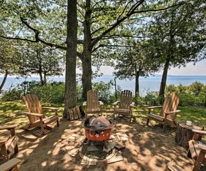 Photo 3 - Rustic Lake House on Lake Champlain's Barney Point