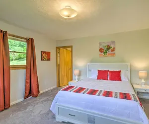 Photo 2 - Maggie Valley House w/ Mtn Views - 1 Mi to DT
