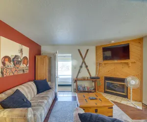 Photo 3 - Cozy Angel Fire Retreat < 1 Mi to Ski Resort!