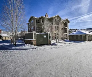 Photo 2 - Granby Getaway: Cozy Condo Only 2 Mi to Ski Slopes