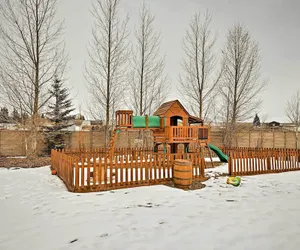 Photo 4 - Riverfront Granby Cabin: Fish, Hike & Ski!
