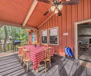 Photo 5 - Upper Canyon 'a-peak-a-boo Cabin' w/ Deck!