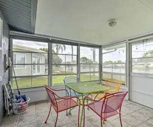 Photo 2 - Charming Home w/ Patio, 7 Mi to Sunset Beach!