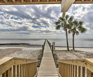 Photo 4 - Sunny Carabelle Outdoor Haven w/ Beach & Pier