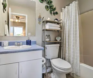 Photo 2 - 'breezy Heights' Townhome < 1 Mi to Beach