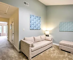 Photo 5 - Niceville Condo w/ Pool Access < 8 Mi to Destin!