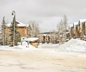 Photo 4 - Winter Park Townhome w/ Hot Tub, Ski Shuttle!