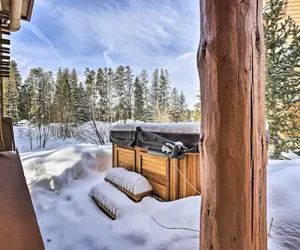 Photo 5 - Winter Park Townhome w/ Hot Tub, Ski Shuttle!