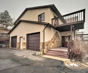 Photo 2 - Evergreen Retreat + Hot Tub, Mtn Views & Game Room
