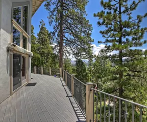 Photo 2 - Beautiful Lake Arrowhead Cabin w/ EV Charger