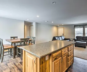Photo 4 - Valentine Vacation Rental w/ Modern Interior!
