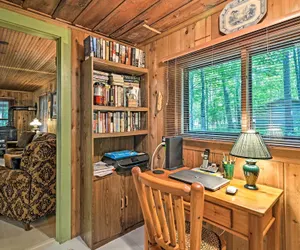 Photo 4 - Pet-friendly 'one Crow Cottage' in Harbor Springs!