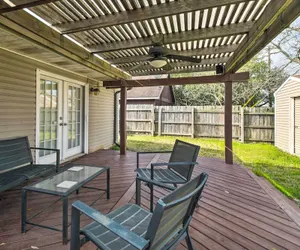 Photo 5 - Bright College Station Abode: 3 Mi to Kyle Field