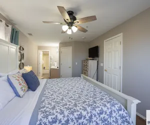 Photo 4 - Game-time Getaway