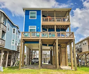 Photo 3 - Villa Azul Galveston Home: Modern & Beachfront!