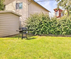 Photo 2 - Pet-friendly Anchorage Gem: Walkable Location