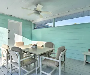 Photo 2 - Modern Seaview House - 200 Yards to Daytona Beach!