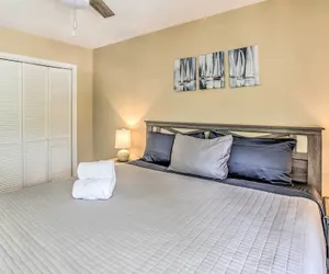 Photo 5 - Charming Myrtle Beach Townhome: Walk to Beach