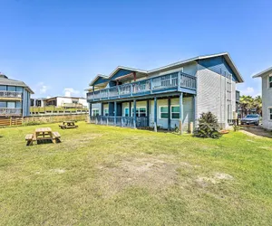 Photo 2 - 'sea-king Sol' Condo: Balcony, Ocean Views!