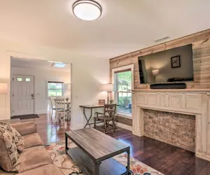 Photo 4 - Cozy Cottage: Yard + Deck, Walk to Downtown!