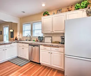 Photo 4 - Central Eugene House w/ Updated Interior & Yard!
