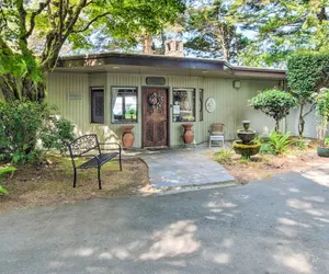 Photo 4 - Enchanting Coos Bay Sanctuary w/ Lush Views!