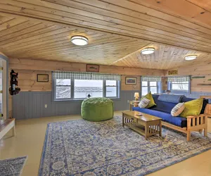 Photo 4 - 'captain's Quarters' at St Albans Bay Marina