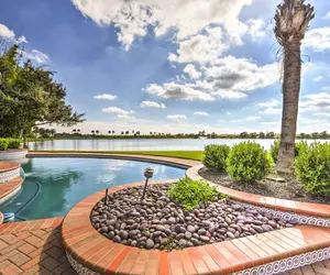 Photo 4 - Lakefront Houston House - 1 Mi to Space Center!