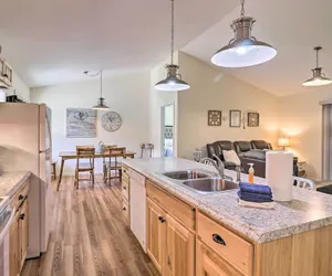 Photo 2 - Updated Cottage at Lake Junaluska Golf Course!