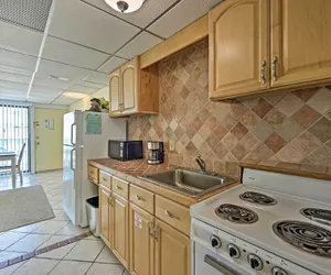 Photo 4 - Wildwood Crest Condo w/ Pool: Walk to Restaurants!