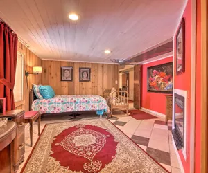 Photo 3 - Charming Hanoverton Cottage on Guilford Lake!