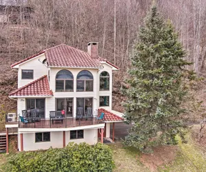Photo 3 - Burnsville Hideaway w/ Deck & Panoramic Mtn Views