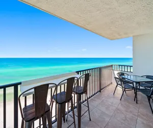 Photo 2 - One Seagrove Place #1308