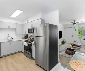 Photo 5 - Citrus Blossom 1BR Condo with Pool