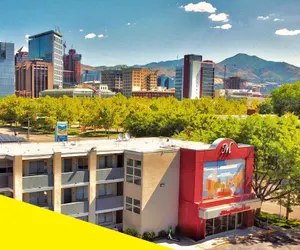 Photo 2 - Bposhtels Salt Lake City