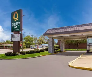 Photo 2 - Quality Inn South Bend Near Notre Dame