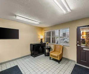 Photo 4 - Suburban Studios Winston-Salem near Hanes Mall