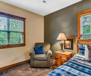 Photo 2 - Tranquil Lodge Retreat