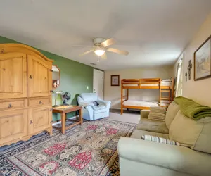 Photo 5 - Vacation Rental in Kerrville: Pets Welcome!