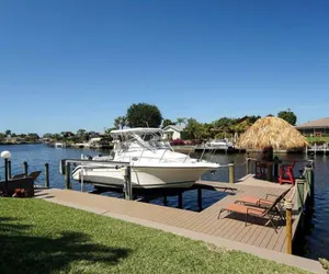 Photo 4 - Canalfront Cape Coral Villa, Tiki Hut & Large Pool