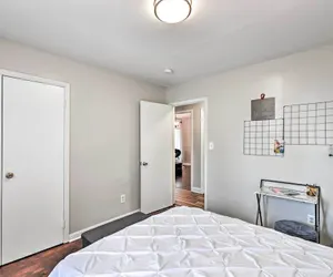 Photo 5 - Fayetteville Vacation Rental w/ Sunroom & Yard!