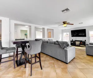 Photo 5 - Spacious House w/ Pool: 9 Mi to San Tan Mountain!